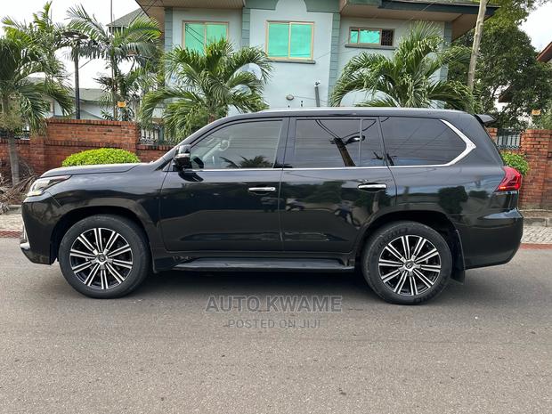 Lexus LX 570 AWD 2018 Black