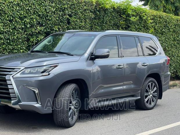 Lexus LX 570 AWD 2020 Gray