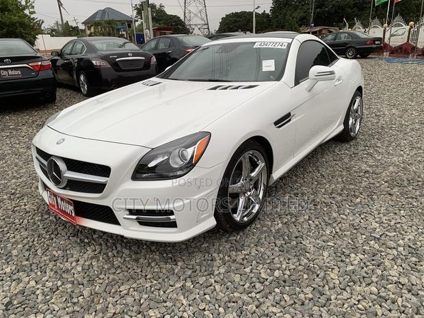 Mercedes-Benz SLK-Class SLK250 2dr Convertible (1.8L 4cyl Turbo 6M)