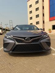 Toyota Camry SE 2021 Gray for sale
