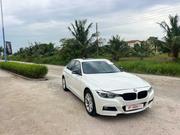 BMW 320i Sedan RWD 2017 White for sale
