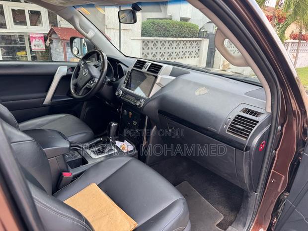 Toyota Land Cruiser Prado 2015 Brown