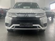 New Mitsubishi Outlander 2022 White for sale
