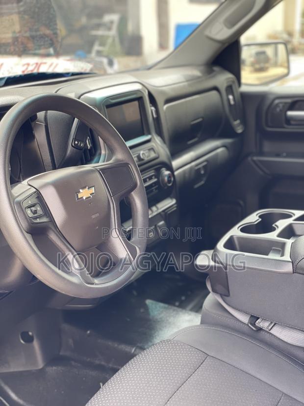 Chevrolet Silverado 2020 White