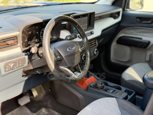 Ford Maverick 2022 Blue