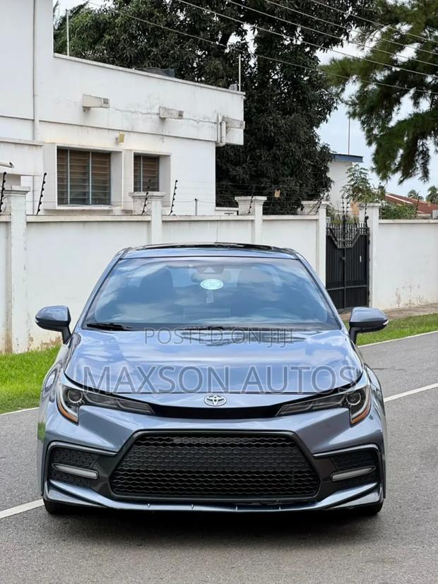 Toyota Corolla SE 2020 Blue
