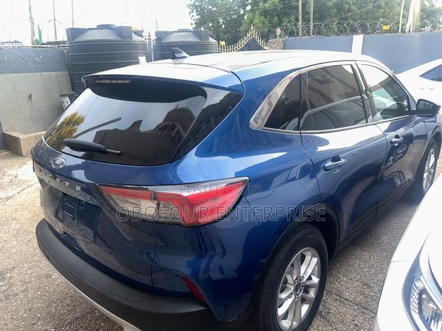 Ford Escape SE 2022 Blue