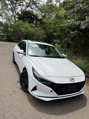 Hyundai Elantra SEL 2023 White for sale