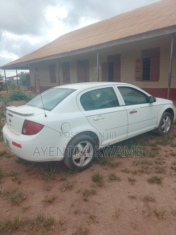 Chevrolet Cobalt 2.0 Sedan FWD 2005 White