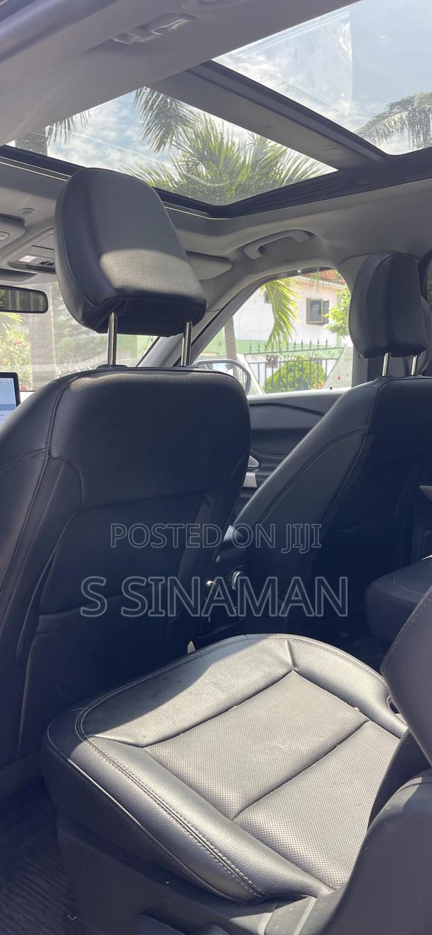Ford Explorer Limited 2023 Black