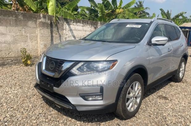 Nissan Rogue SV AWD 2017 Silver