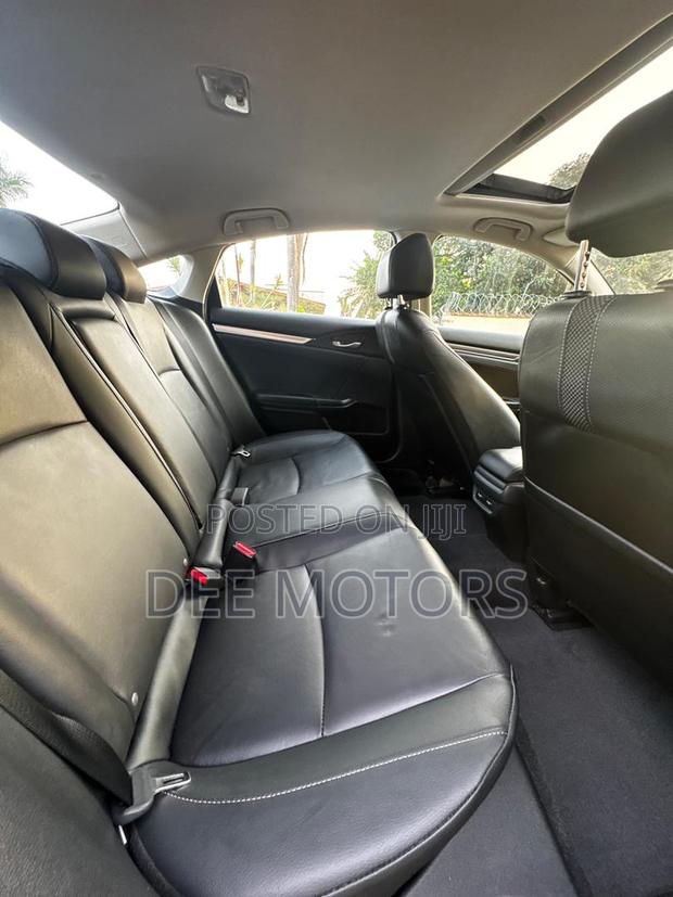 Honda Civic Touring Sedan 2020 Gray