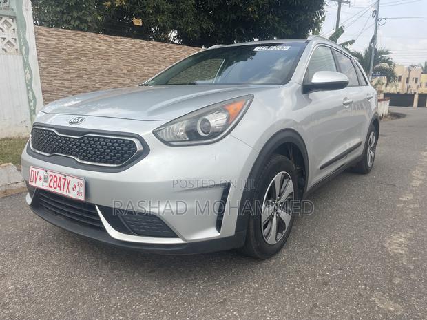 Kia Niro 2017 Silver