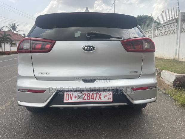 Kia Niro 2017 Silver