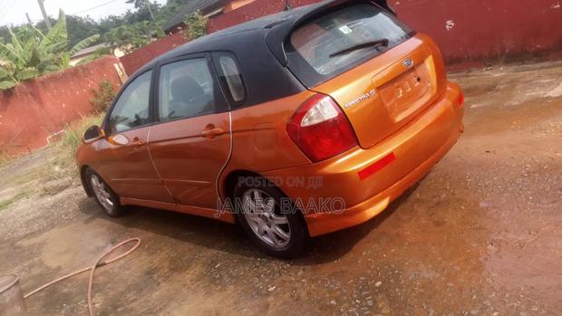 Kia Spectra EX 2006 Orange