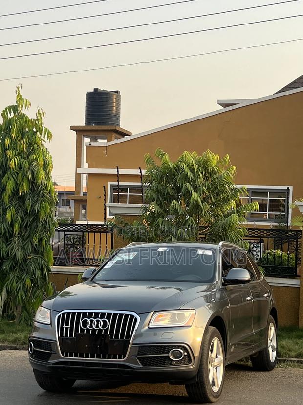 Audi Q5 2.0T Tech Premium AWD quattro 2018 Gray
