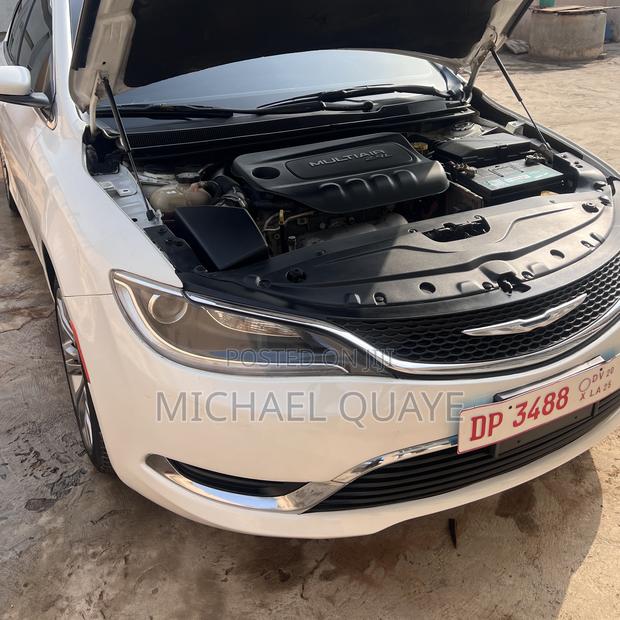 Chrysler 200 Limited 2015 White