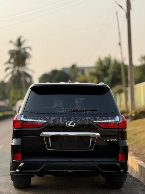 Lexus LX 570 AWD 2020 Black