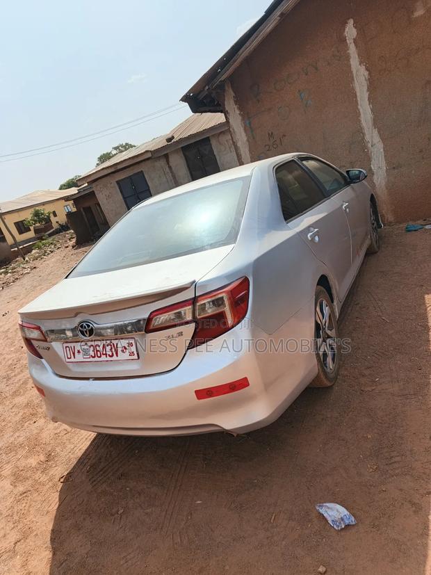 Toyota Camry 2014 Gray