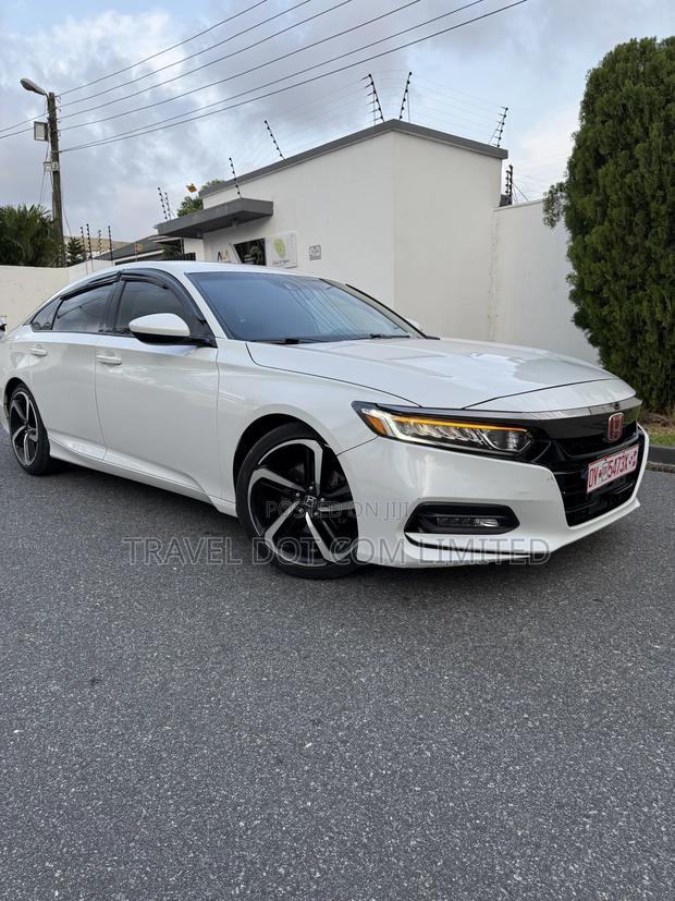 Honda Accord Sport 2018 White