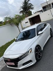 Honda Accord Sport 2018 White for sale