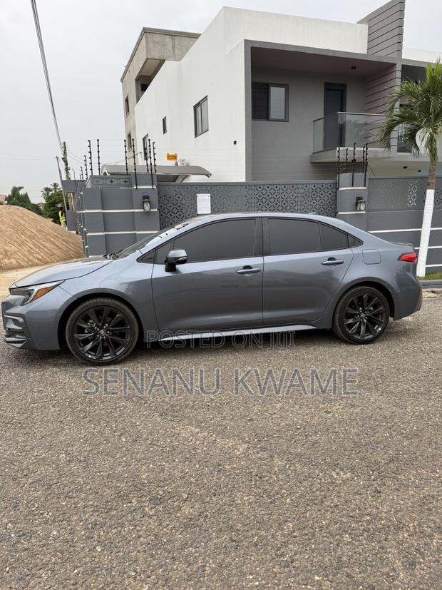 Toyota Corolla SE 2024 Gray