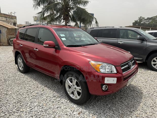Toyota RAV4 2012 Red