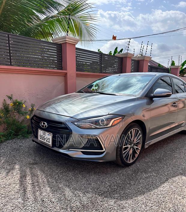 Hyundai Elantra Sport Sedan FWD (1.6L 4cyl 6M) 2017 Silver