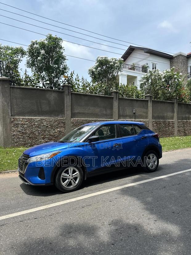 Nissan Kicks 2021 Blue