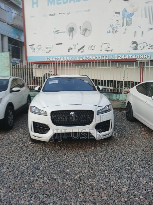 Jaguar F-Pace 25t R-Sport AWD 2018 White
