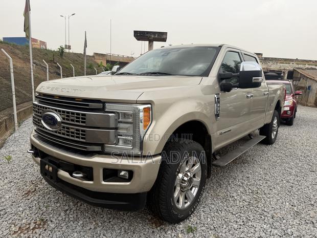 Ford F-350 2017 Brown
