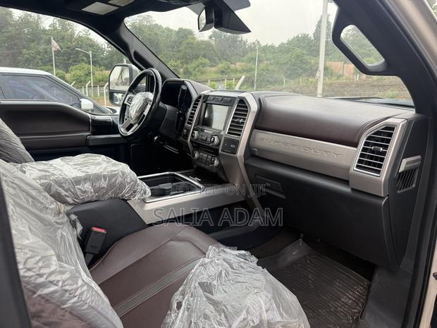 Ford F-350 2017 Brown