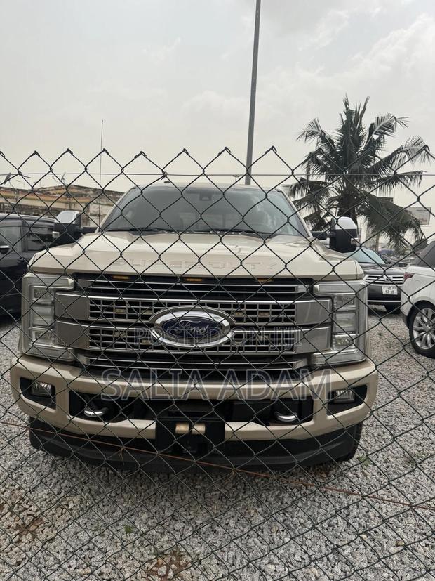 Ford F-350 2017 Brown