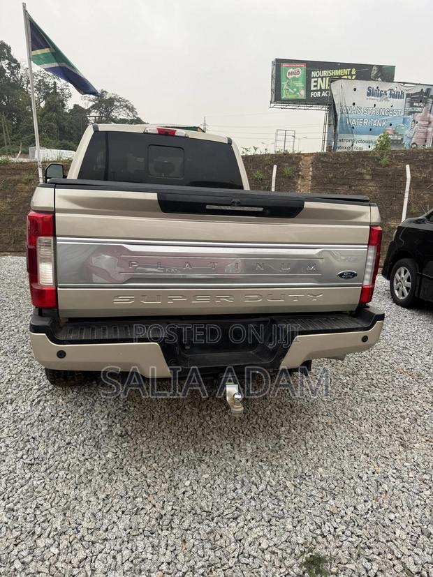 Ford F-350 2017 Brown