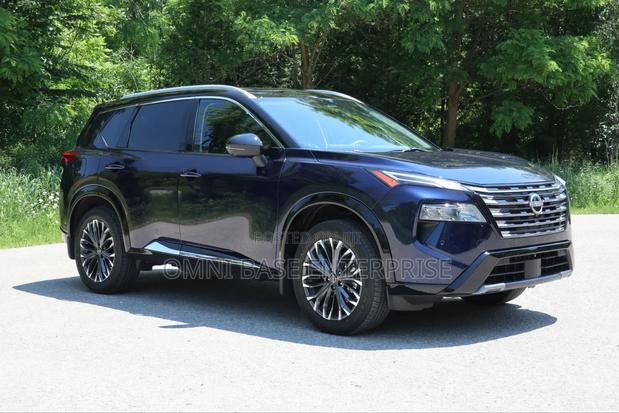 Nissan Rogue SV 2024 Blue