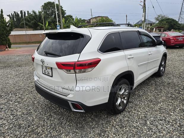 Toyota Highlander Limited 4x4 V6 (3.5L 6cyl 8A) 2017 White