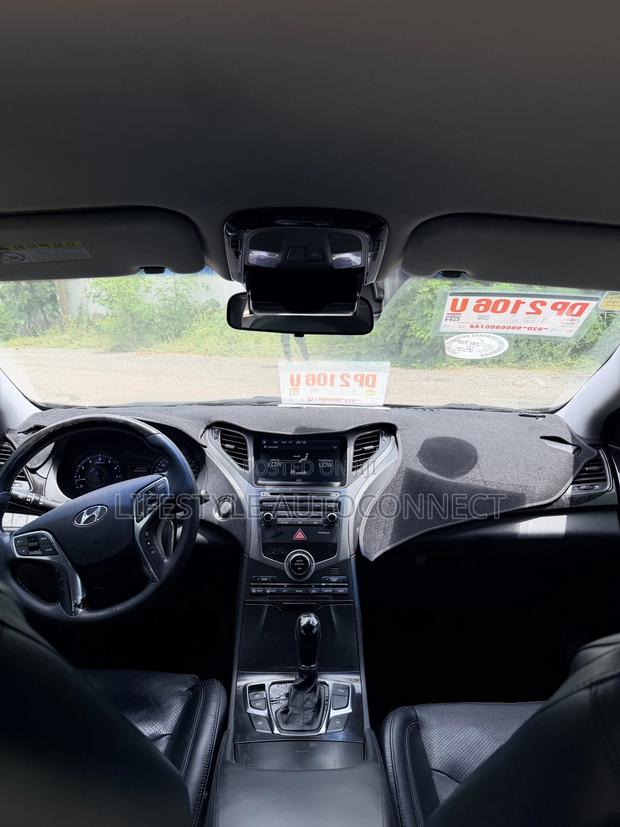 Hyundai Grandeur 2015 Black