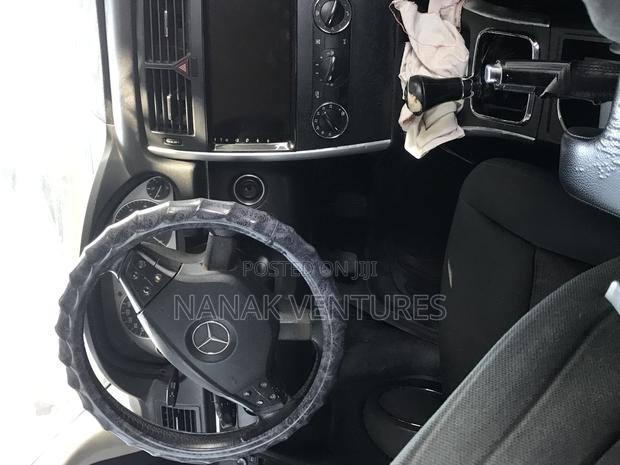 Mercedes-Benz B-Class B200 Petrol 2010 Red