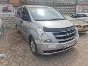Hyundai H200 2008 Silver for sale