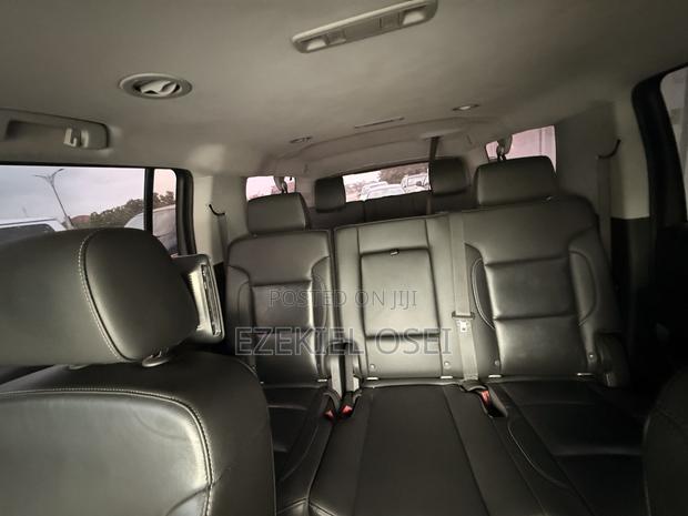 Chevrolet Suburban LS 4x2 2016 Black
