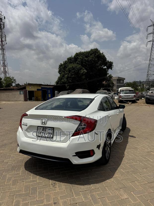 Honda Civic LX Sedan 2018 White