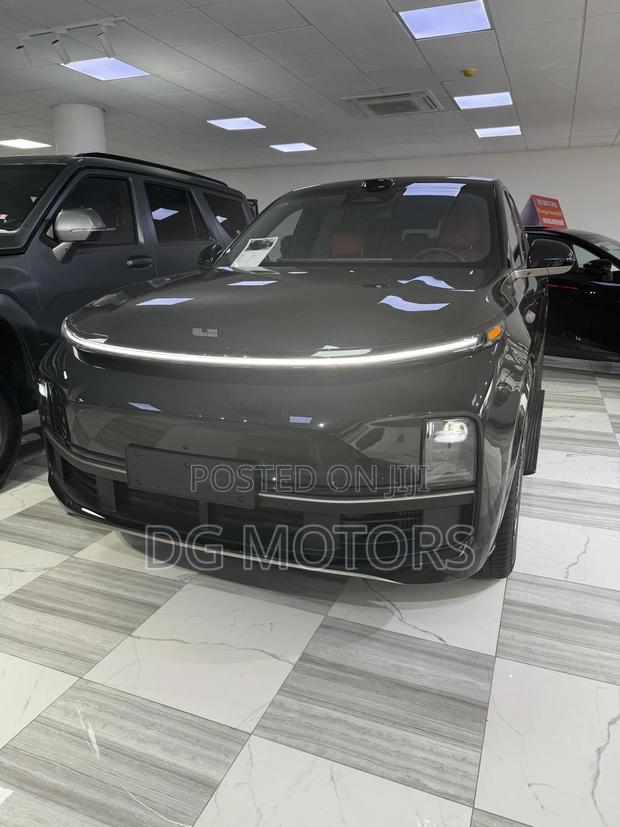 New Li Auto L9 1.5 Hybrid AWD 2025 Black