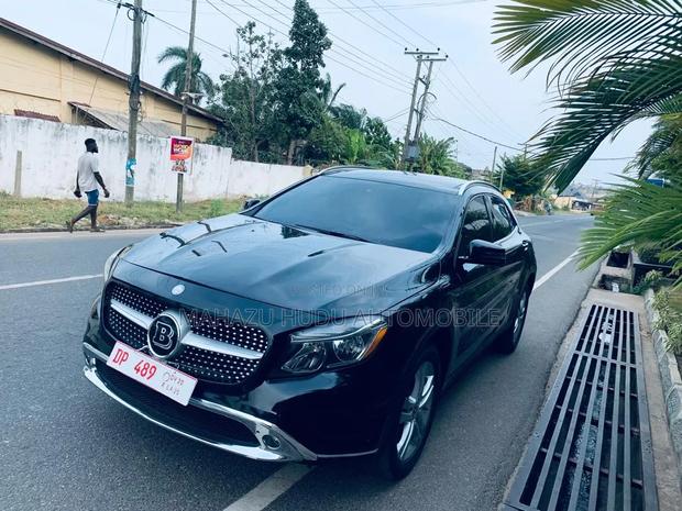 Mercedes-Benz GLA 250 2017 Black