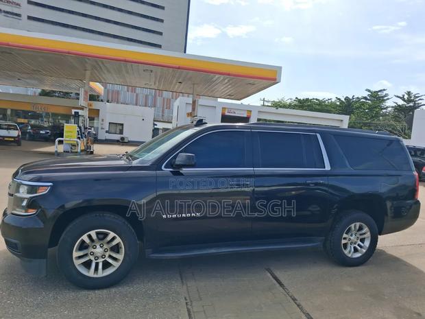 Chevrolet Suburban LS 4x4 2020 Black