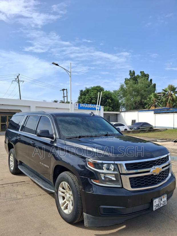Chevrolet Suburban LS 4x4 2020 Black