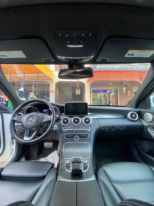 Mercedes-Benz C300 Sport 4Matic Sedan AWD (2.0L 4cyll 7A) 2016 White