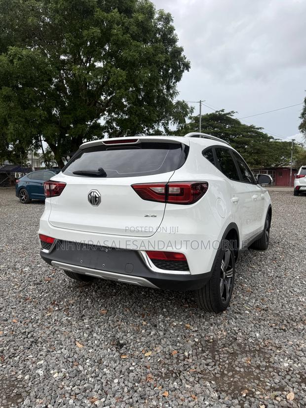 MG ZS 2019 White