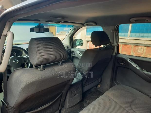 Nissan Pathfinder 2005