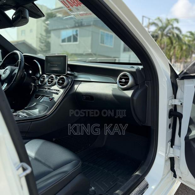 Mercedes-Benz C300 Sport 4Matic Sedan AWD (2.0L 4cyl 7A) 2017 White