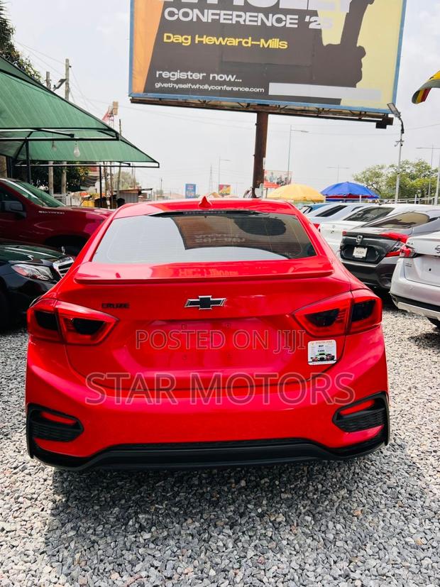Chevrolet Cruze 2018 Red